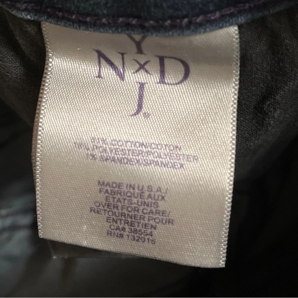 NYDJ Dark Wash Lift Tuck Jeggings 6 - Picture 5 of 6